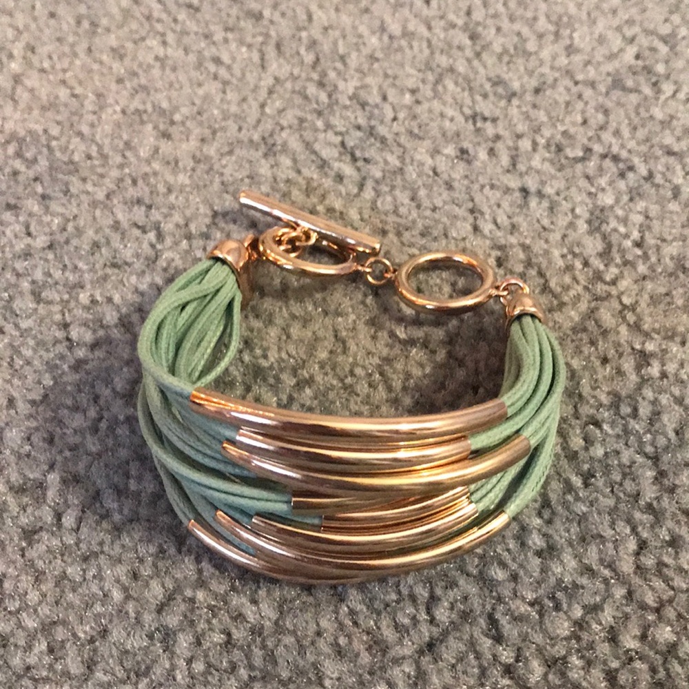Bracelet